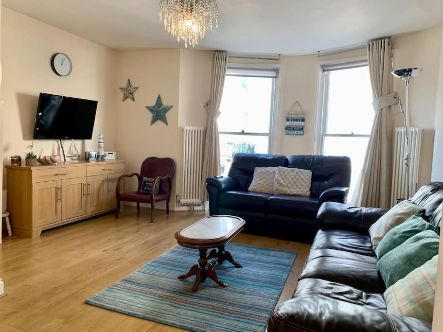 Cozy 2 Bedroom Flat In And * Hove